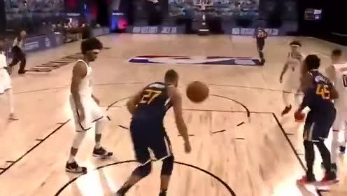 【NBA集锦】冰释前嫌?米切尔佯攻真传助飞戈贝尔单臂扣篮