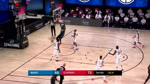 【NBA集锦】迈卡威快攻推进送妙传 班巴得球无人防守双手重扣