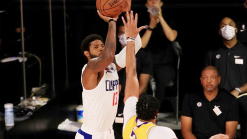 【NBA集錦】行家一出手就知有沒有 喬治后撤步三分迎射濃眉