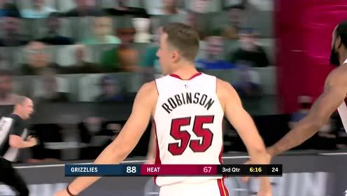 【NBA集锦】德拉季奇三分不中 罗宾逊外线得球飙进超远三分