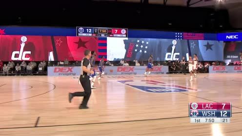 【NBA集锦】罗宾逊连线布莱恩特 空切暴扣势大力沉