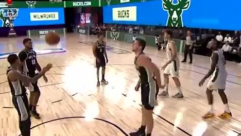 【NBA集锦】在迪士尼蹦迪什么体验?米德尔顿风骚转身舞动上篮