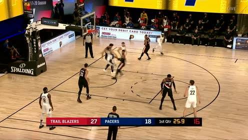 【NBA集锦】配合的相当默契 利拉德助攻科林斯双手暴扣