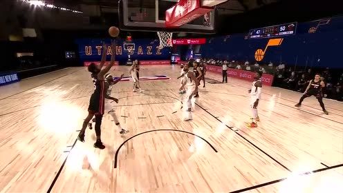 【NBA集锦】这年头射手都会传球了 罗宾逊三分线外助飞琼斯