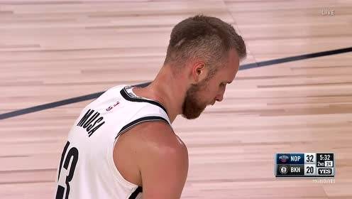 【NBA集锦】实惨 哈特想和球哥击掌惨遭对方忽略