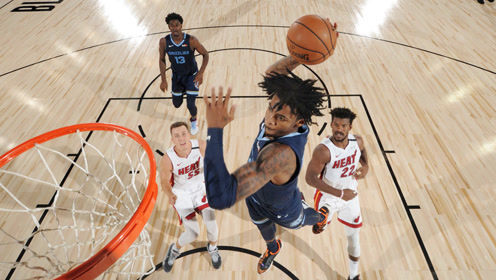 【NBA集锦】灰熊抢断巴特勒快速反击 莫兰特飞身空接平筐暴扣