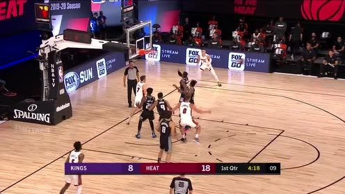 【NBA集锦】德拉季奇高速背传 罗宾逊接球就投三分飚中