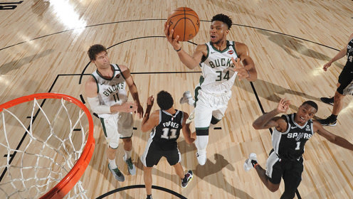 【NBA集锦】马刺92-113雄鹿 字母哥轻取22分各种无解暴扣引燃全场