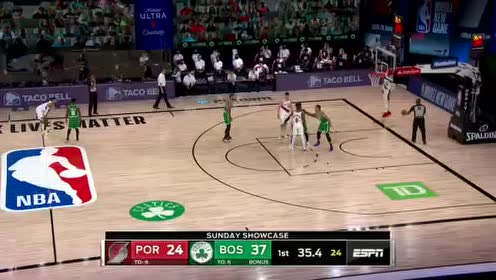 【NBA录像回放】开拓者vs凯尔特人第1节 安东尼上篮惨遭斯玛特血帽