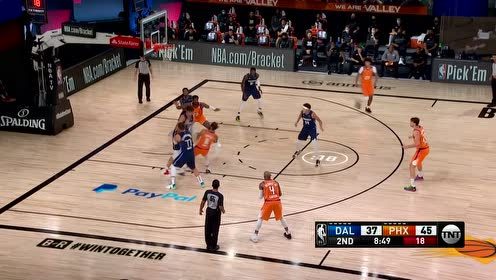 【NBA集錦】轉陀螺掩護助攻見過嗎？博班神助攻杰克遜吃餅上籃