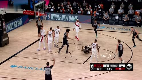 【NBA集錦】狠起來連自己都怕！勒維爾橫沖直撞急停跳投打成2+1