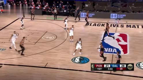 【NBA集锦】波神一飞冲天空接暴扣 利拉德急停三分给与回应