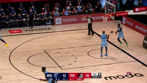 【NBA集锦】手感热的不行 麦科勒姆迎小贾伦-杰克逊强投得手