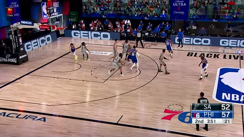 【NBA集錦】理查德森強突上籃 德羅贊緊緊貼住送遮天大帽