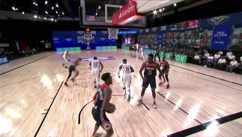 【NBA集錦】雙人圍堵也攔不住 霍勒迪強(qiáng)硬突破上籃得手