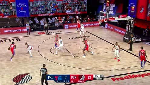 【NBA集锦】身体比胜负更重要！恩比德受伤离场不会再回归