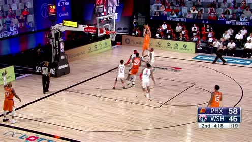 【NBA集錦】一腳地板油就沖了出去 布克后場反擊接漂移中投取分太簡單