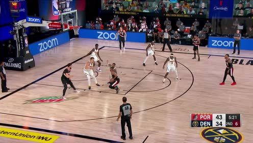 【NBA集锦】手表不摘了 利拉德再中超远三分