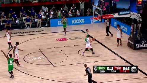 【NBA集锦】布朗一记全场击地 直接打穿猛龙咽喉