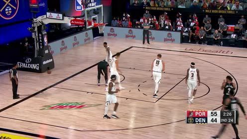 【NBA集锦】利拉德击地妙传送香饼 约基奇空切暴扣势大力沉