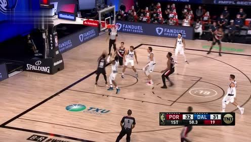 【NBA集锦】这瓜保甜！安东尼接海佐尼亚妙传双手暴扣