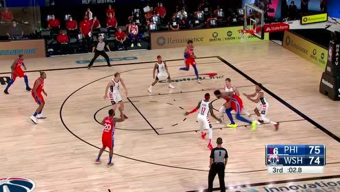 【NBA集錦】現(xiàn)在是唯一領(lǐng)袖 恩比德獻(xiàn)超強(qiáng)1.9秒背身后仰