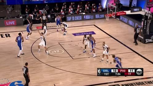 【NBA集锦】背打一步过 霍福德轻松突入篮下双手暴扣
