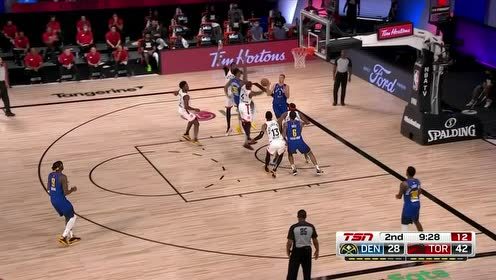 【NBA集錦】身高臂長無人能擋 普拉姆利籃下輕松暴扣