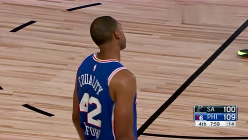 【NBA集錦】多么熟悉的畫面 德羅贊罰球之后與空氣擊掌