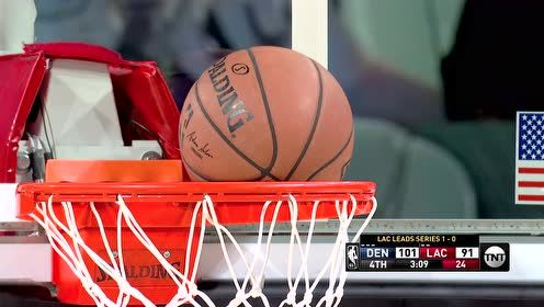 【NBA集锦】尴尬时刻！哈里斯箭步穿云送球卡住篮板