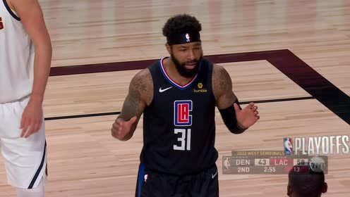 【NBA集锦】哈雷尔激动地坐不住了 莫里斯连线祖巴茨空切暴扣