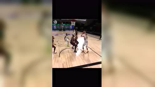 【NBA集锦】社会你卡叔人狠话不多！伊巴卡大帽泰斯再现经典摇手指
