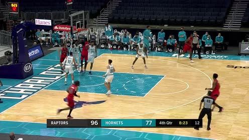 【NBA集錦】這餅喂的舒服 弗林闖進(jìn)籃下助隊(duì)友旱地拔蔥雙臂炸筐