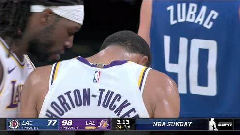 【NBA集錦】老詹為你鼓掌 塔克反擊犀利轉(zhuǎn)身還能2+1