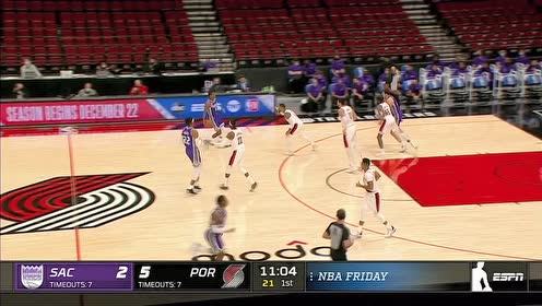 【NBA集錦】扣籃王三分也很準 小瓊斯接球就投一箭穿心