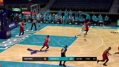 【NBA集錦】進(jìn)球簡直易如反掌 海沃德沖進(jìn)籃下輕松翻身跳投拿到黃蜂首分