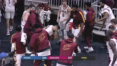 【NBA集錦】值得紀(jì)念！騎士全隊(duì)用水澆灌奧科羅予以鼓勵(lì)