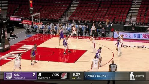 【NBA集錦】這個場面季后賽見多了 利拉德手起刀落三分飆中