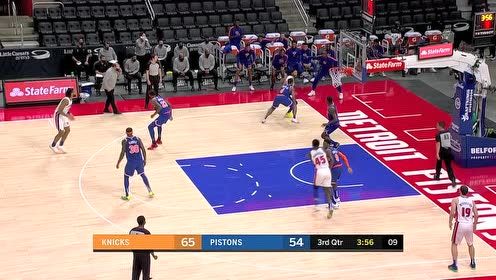 【NBA集锦】尼克斯内线防守空空如也 敦布亚接罗斯喂饼双手重扣油锤灌顶
