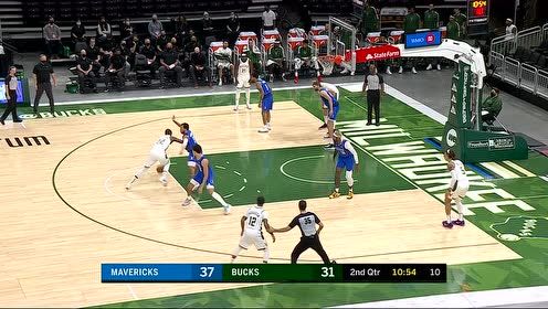 【NBA集锦】那个男人他来了 米德尔顿转身干拔稳稳命中