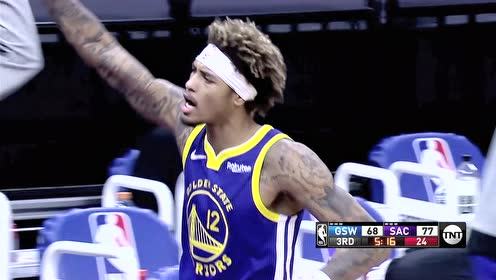 【NBA集錦】又是個名場面！庫里上籃打鐵慘遭隊友隔扣