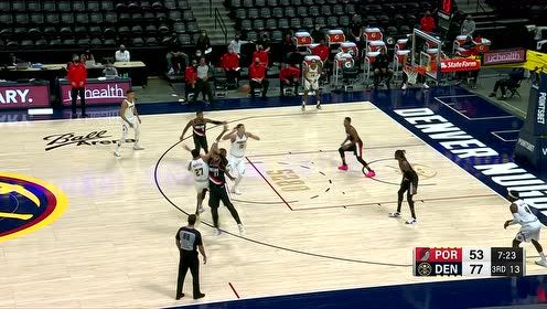 【NBA集錦】今年扣籃大賽的預(yù)演？小瓊斯平地起驚雷一條龍暴扣