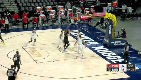 【NBA集錦】努爾基奇一夫當(dāng)關(guān) 籃下以一敵四強(qiáng)硬暴扣