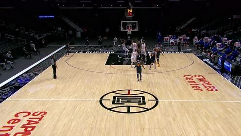 【NBA集錦】手感熱到發(fā)燙 康利拉弓射箭連中三分