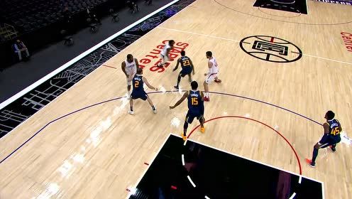 【NBA集錦】秀得起飛！貝弗利閃轉(zhuǎn)騰挪遞手祖巴茨旱地拔蔥雙手暴扣