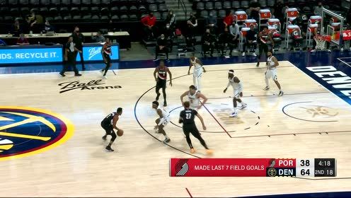 【NBA集锦】贾尔斯眼疾手快抬手妙传 小琼斯疾驰飞身暴扣势大力沉
