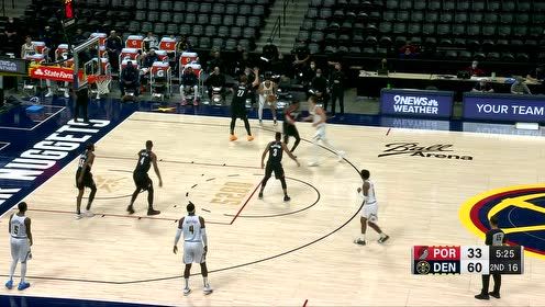 【NBA集锦】耐心传导大师 麦科勒姆发起三人接力贾尔斯机警空接补篮