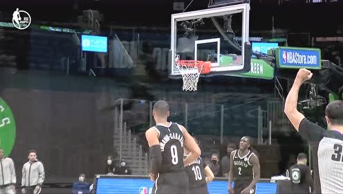【NBA集錦】險些上演逆天隔扣！ 內(nèi)史密斯飛身翱翔欲隔扣普林斯