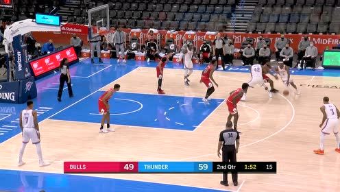 【NBA集錦】給霍福德都看呆了 貝茲利暴力隔扣哈奇森