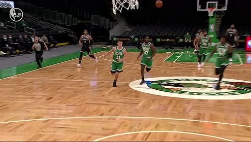 【NBA集錦】熟悉的大跨步 隊友長傳連線杜蘭特雙手暴扣！